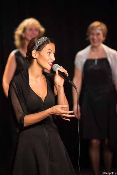 Alice Chanteuse jazz swing sur scène