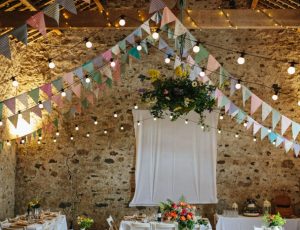 guirlandes et décoration guinguette pour mariage